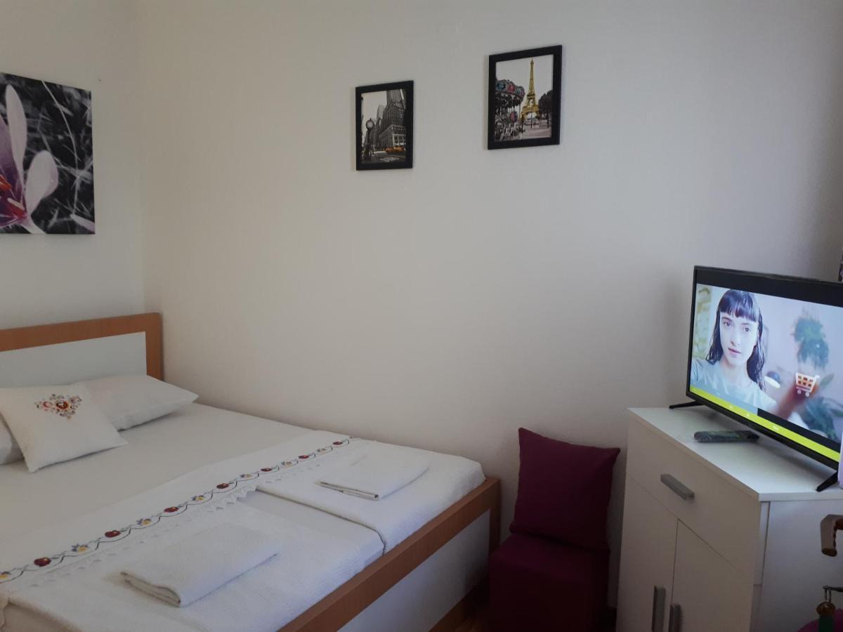 Hostel Miran מוסטר מראה חיצוני תמונה