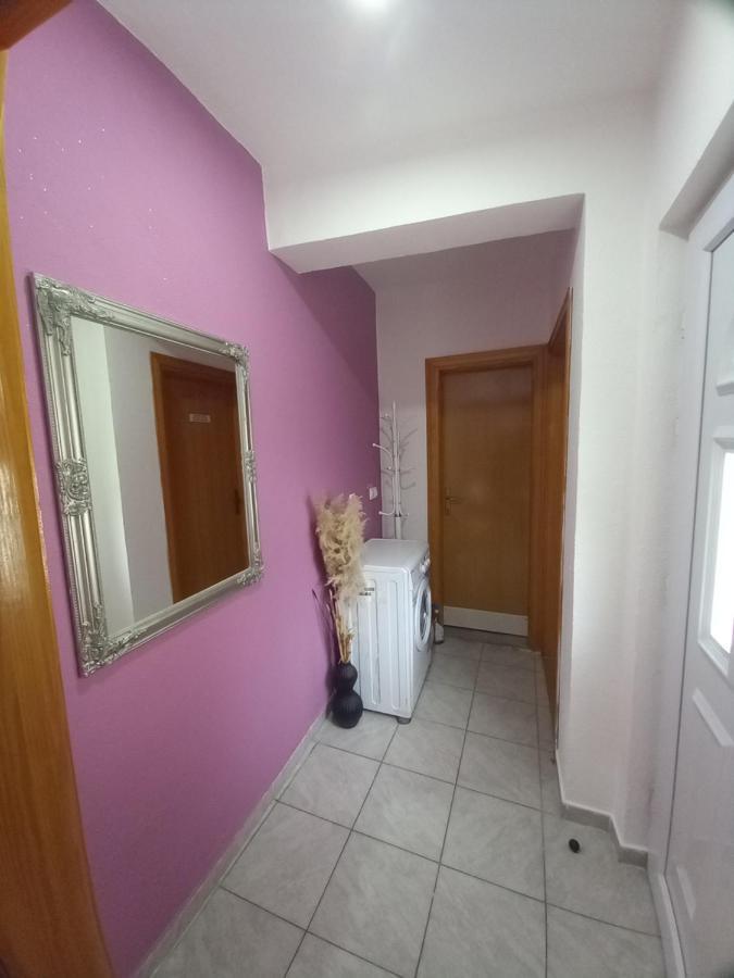Hostel Miran מוסטר מראה חיצוני תמונה
